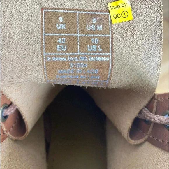 NEW Dr Martens Pascal Saddle Tan Carrara 1460 Size EU42 M8